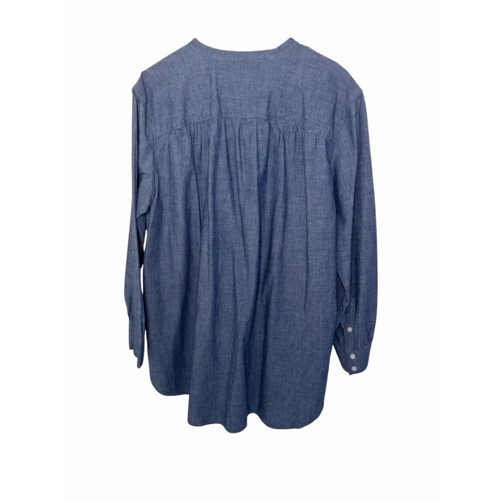 Lands End XL 18 Blue Chambray Tunic Band Collar Gathered Back Pockets EUC - Picture 2 of 7